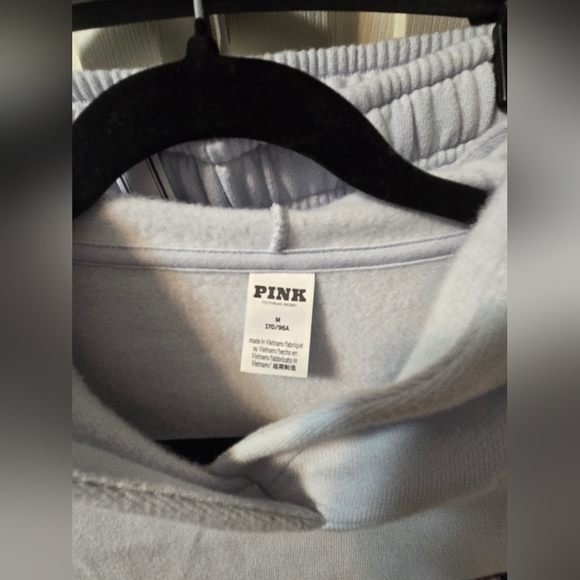 Victoria's Secret PINK Matching Hoodie & Jogger Set Medium NWT - Picture 3 of 6